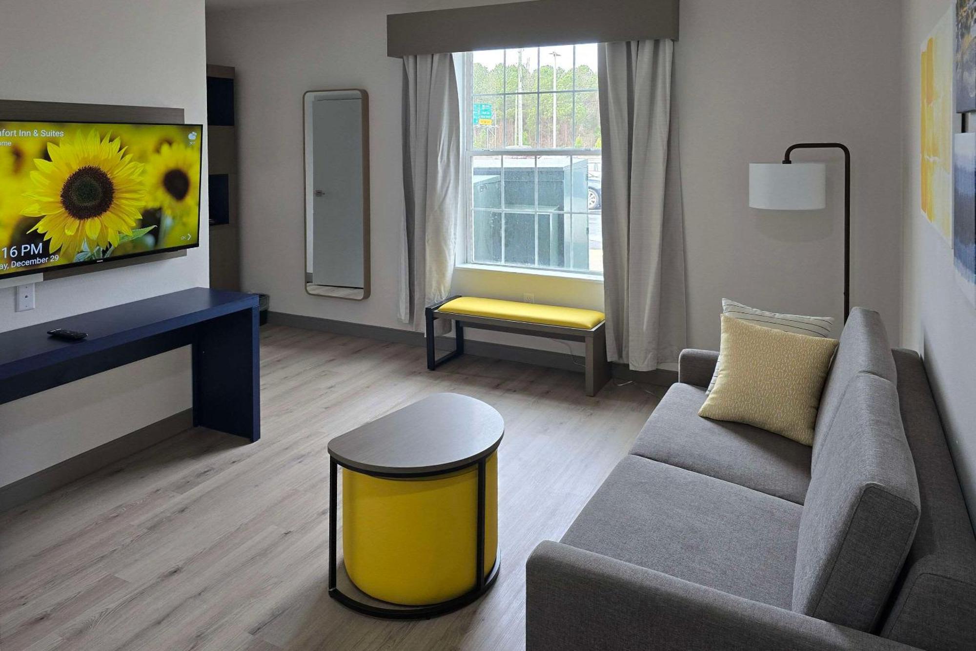 Comfort Inn & Suites Prince George - Fort Gregg Εξωτερικό φωτογραφία