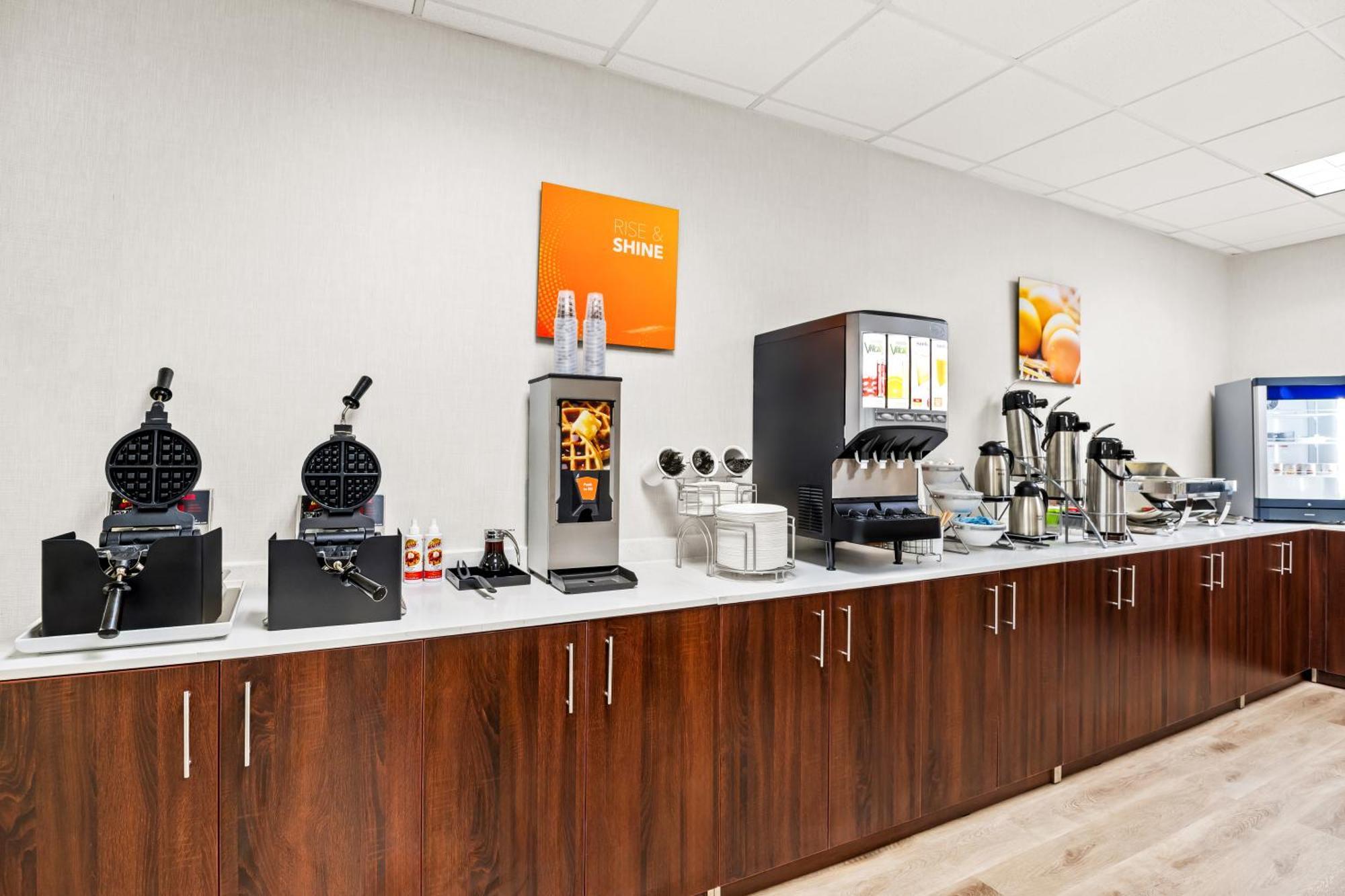 Comfort Inn & Suites Prince George - Fort Gregg Εξωτερικό φωτογραφία
